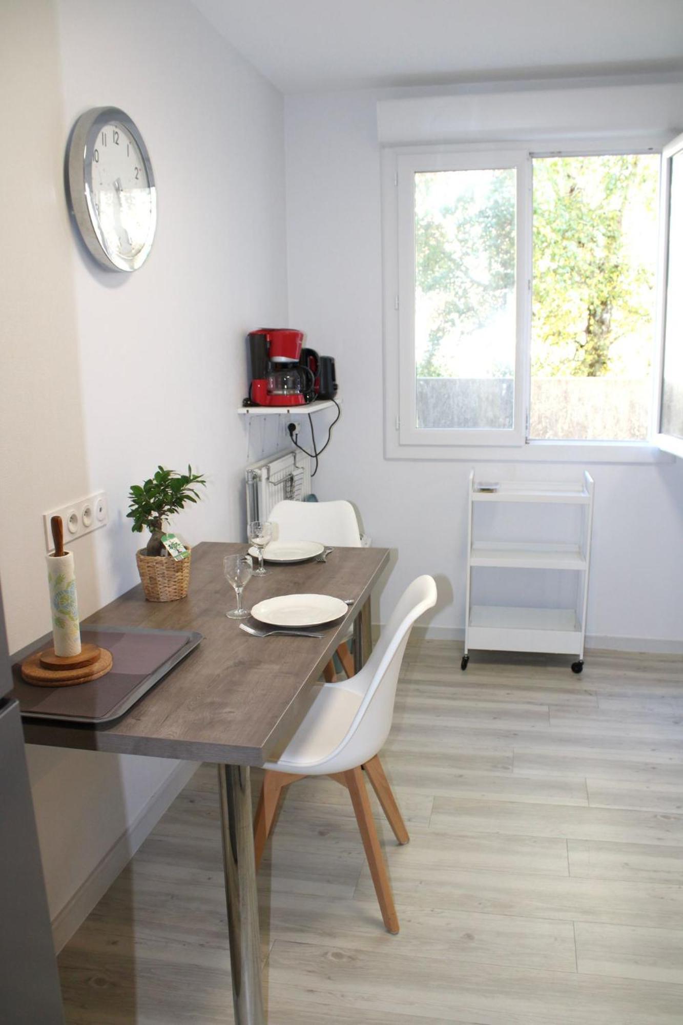 Appartement Hyper Centre Avec Garage Prive Concarneau Exteriör bild